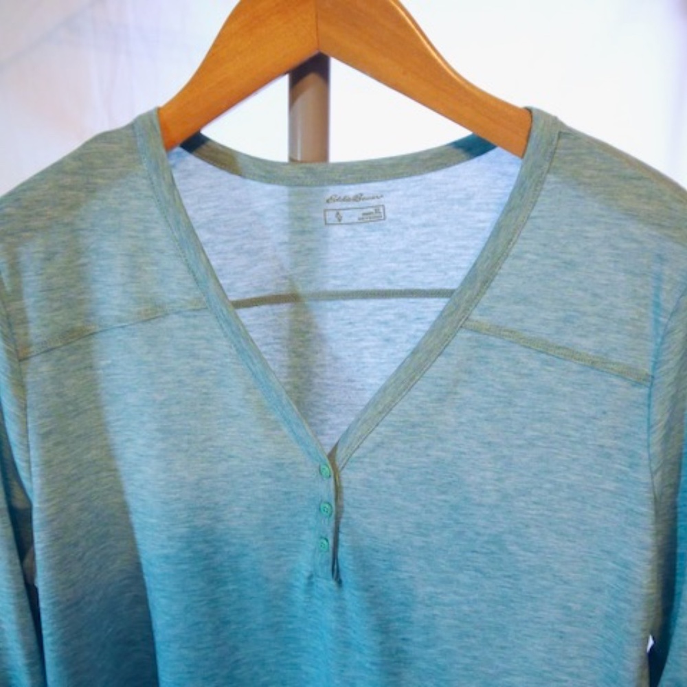 NEW Eddie Bauer Henley Mercer Knit Top Long Sleeves Roll Tab Size XL Spearmint - Picture 2 of 6